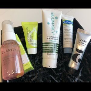 Skincare bundle: Cleanser,eye cream,mask,moisture 